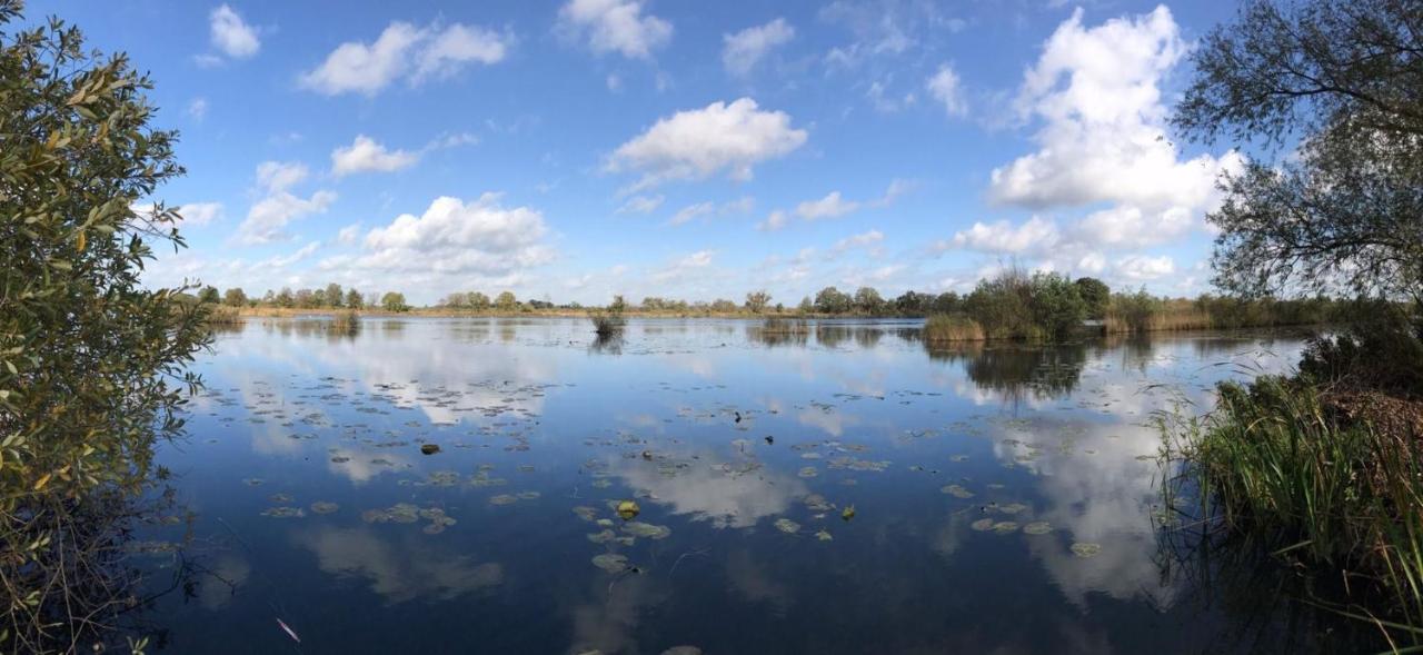 C'Est La Vie Houseboat Hotel Nederhorst den Berg Luaran gambar